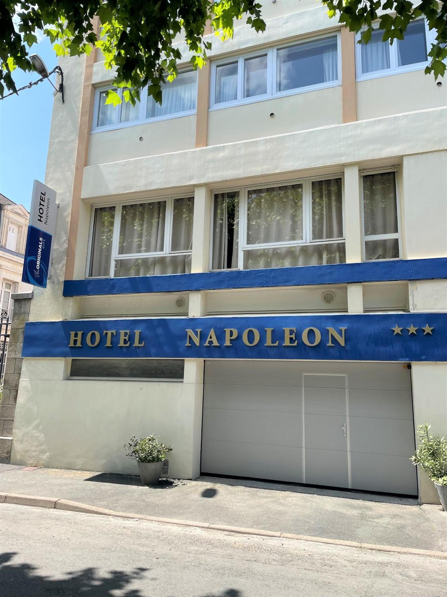 The Originals City, Hotel Napoleon, La Roche-Sur-Yon Buitenkant foto